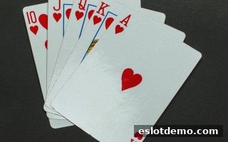 德州扑克转折点深度解析：电子游艺试玩助你掌控每一局胜负