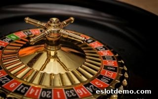 电子游艺试玩：在真人桌游中重塑竞技精神与策略智慧