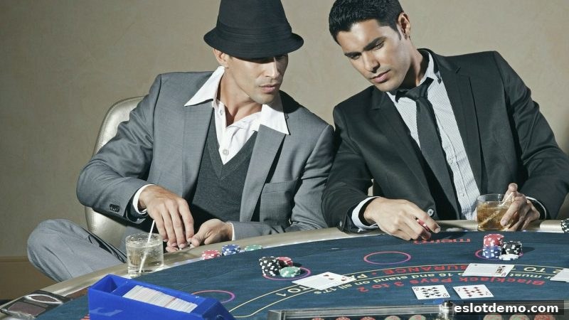 电子游艺试玩：棋牌社群氛围打造与互动管控全攻略