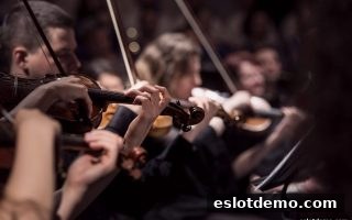 电子游艺试玩视角：RTG电子英超即时比分推送APK全方位解读