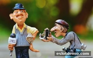 电子游艺试玩：足球赛事资讯获取与互动新体验